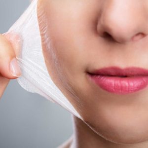 Peeling Facial: Renove sua Pele nas Estações Frias do Ano